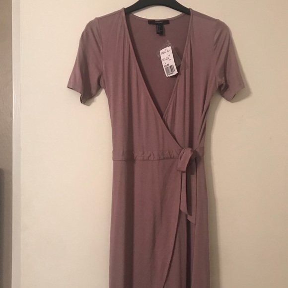 Forever 21 wrap dress - Picture 2 of 4